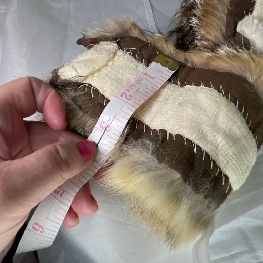 Vintage Coyote fur mitten top or coat cuffs - Picture 4 of 11
